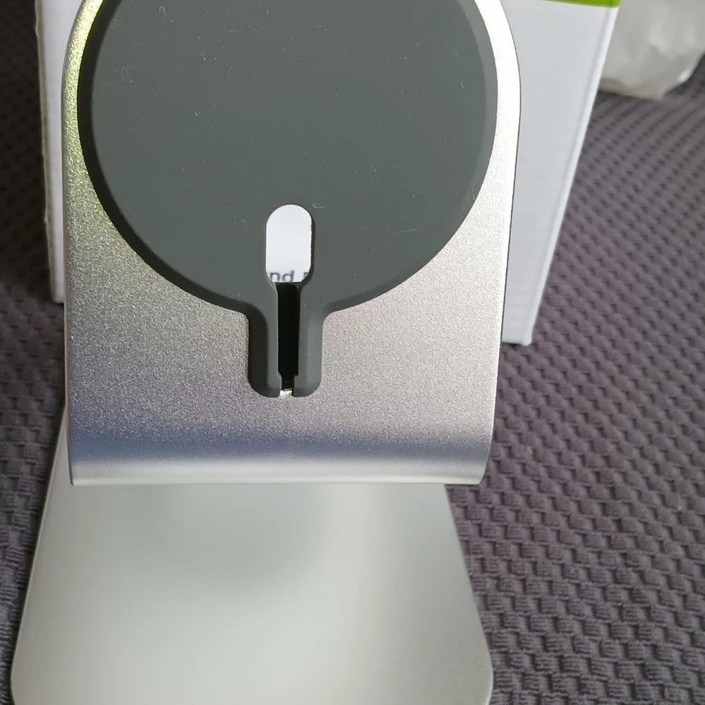 Apiker Aluminum Charger Stand for Magsafe. For Applea